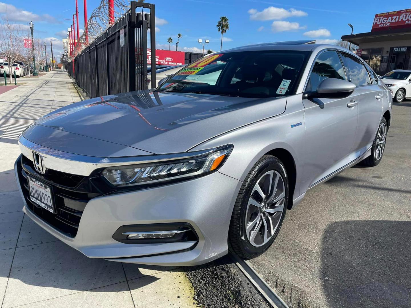 2020 SILVER /BLACK Honda Accord Hybrid EX-L (1HGCV3F53LA) with an 2.0L L4 DOHC 16V HYBRID engine, CVT transmission, located at 744 E Miner Ave, Stockton, CA, 95202, (209) 944-5770, 37.956863, -121.282082 - Photo#3